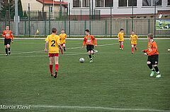 Rozgrywki Naki, młodzi piłkarze na boisku