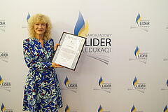Wanda Jabłońska z certyfikatem Samorządowego Lidera Edukacji