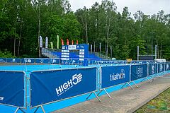 Start i meta zawodów triathlonowych